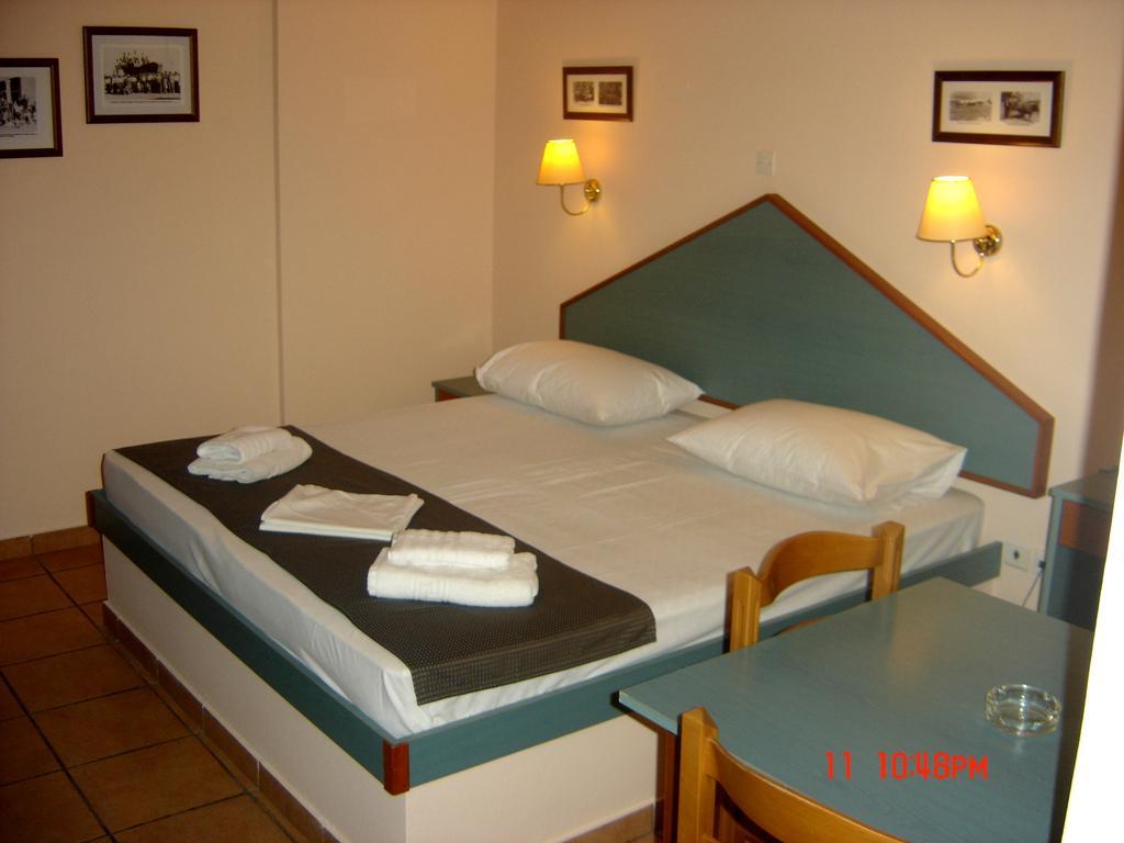 ฟิโลเซเนีย อพาร์ตเมนท์ แอนด์ สตูดิโอ Aparthotel เธโอโลกอส ห้อง รูปภาพ